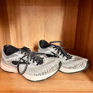 Brooks Revel 3 running shoes